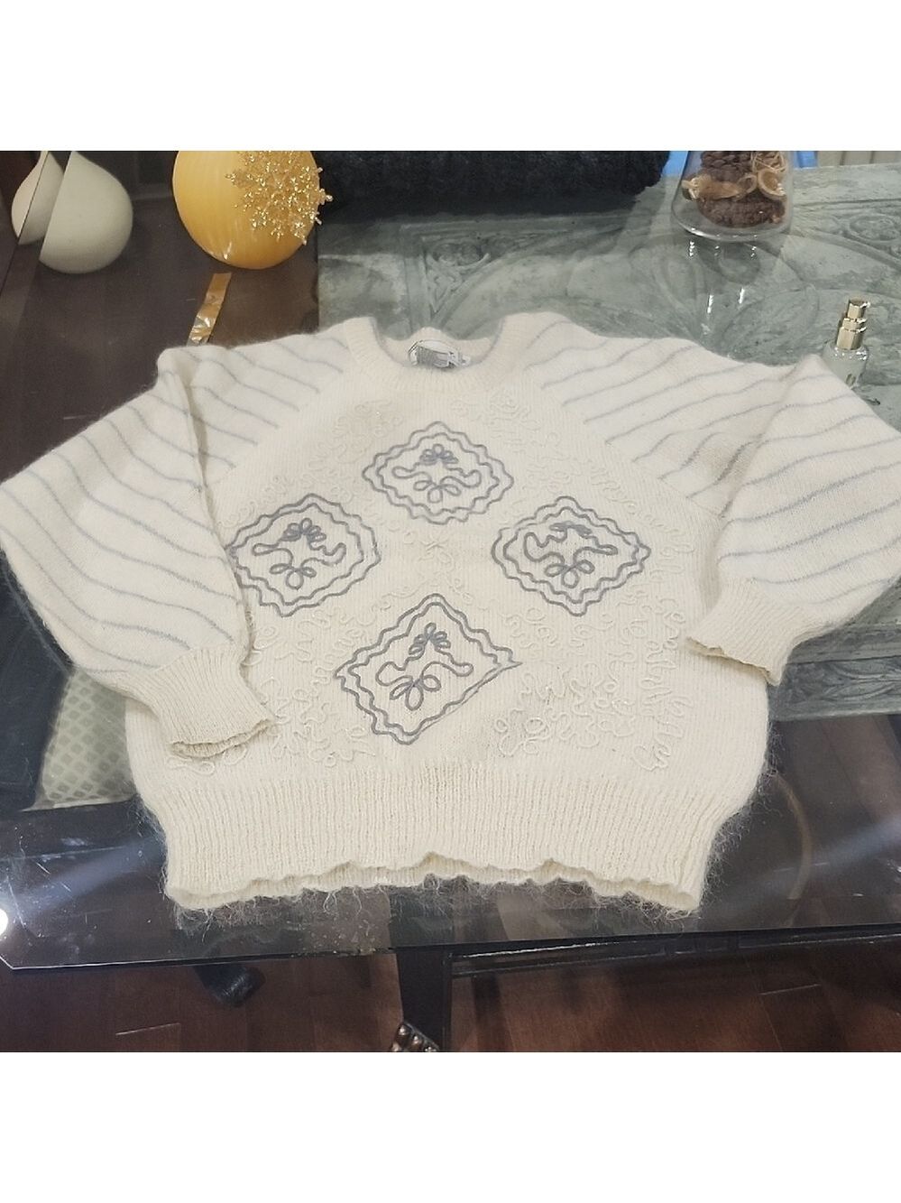 SPANNER Women's Cream Sweater with Gray Accents Medium Mohair And Wool